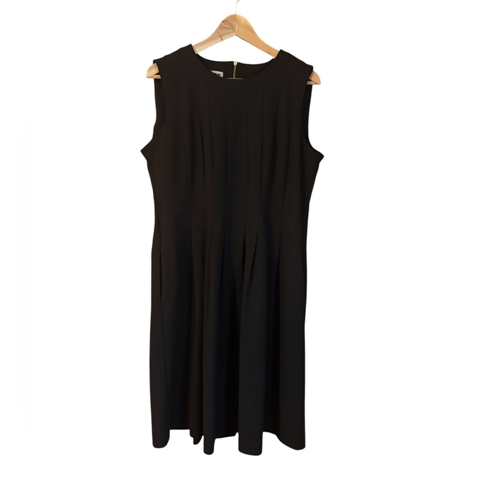 Anne Klein Elegant Pleated Black Sleeveless Dress Little Black Dress - Picture 3 of 12